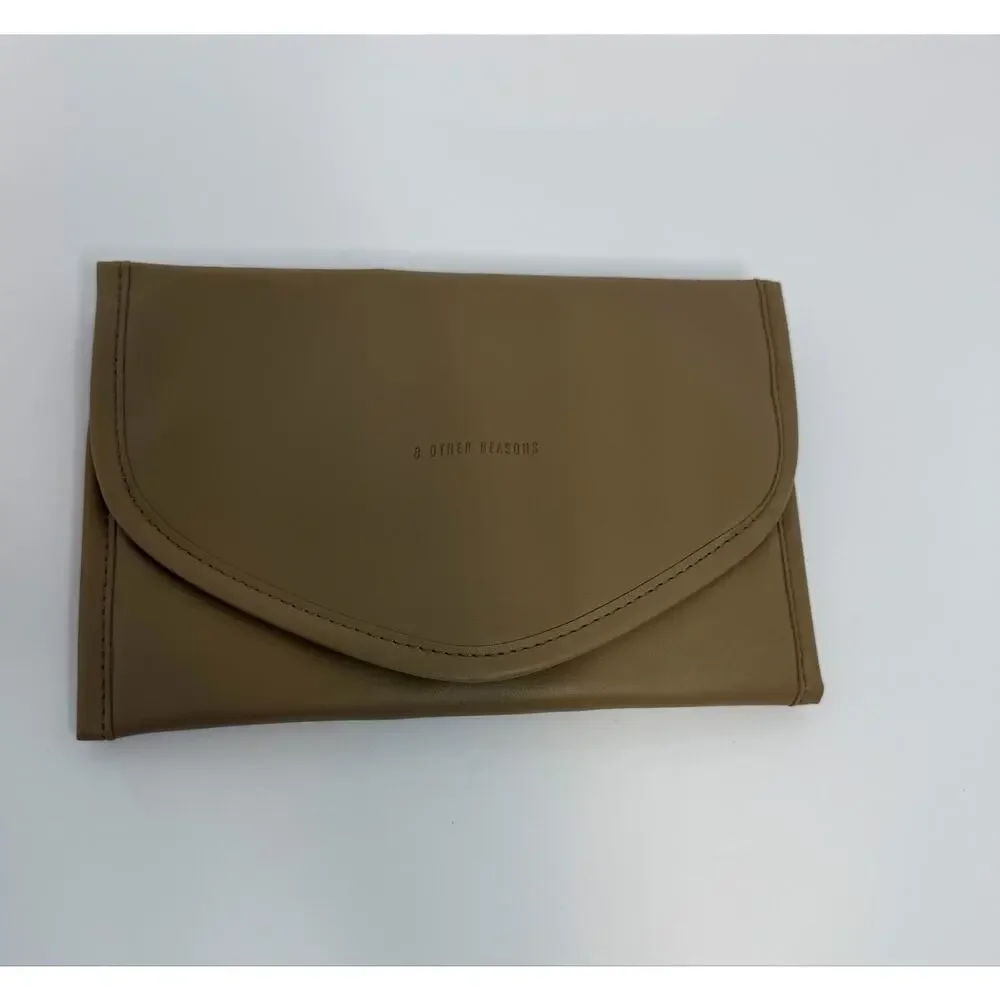8 Other Reasons Faux Leather Travel Jewelry Organizer Case Tan NWT FabFitFun